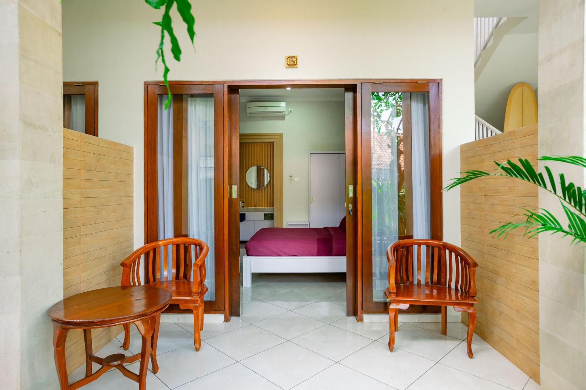 Happy Devi Guesthouse Canggu Buitenkant foto