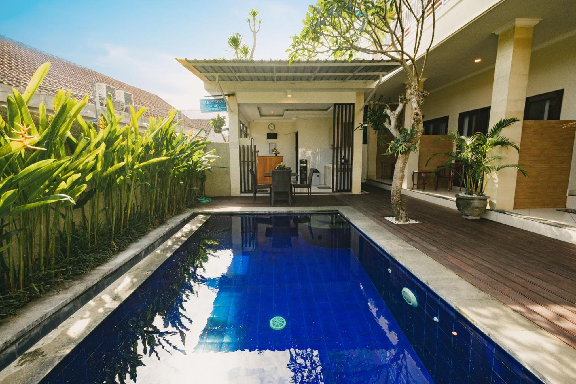 Happy Devi Guesthouse Canggu Buitenkant foto